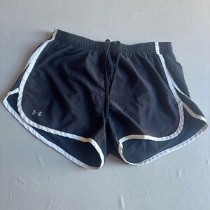Under Armour Women's Black Athletic Shorts Running Size M